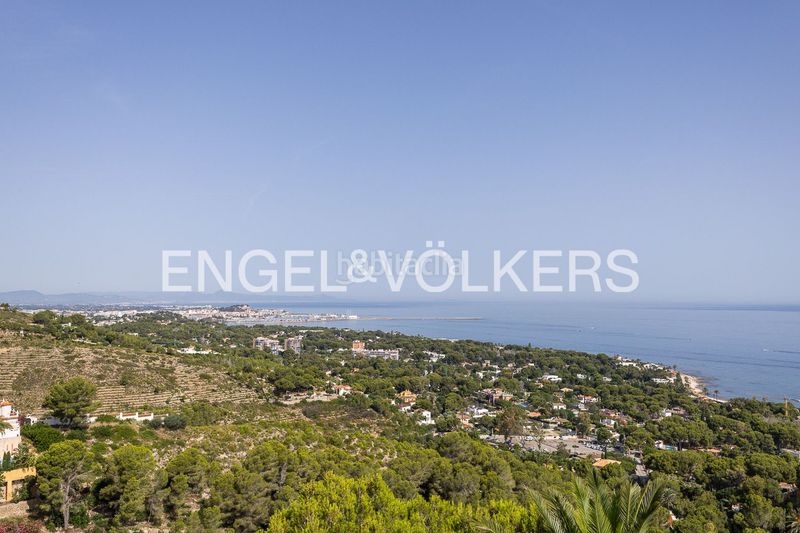 Foto 1d44c78c-1ae0-4e05-b578-d2e481e6e3b5. Casa amb calefacció aparcament piscina a Las Rotas / Les Rotes Dénia