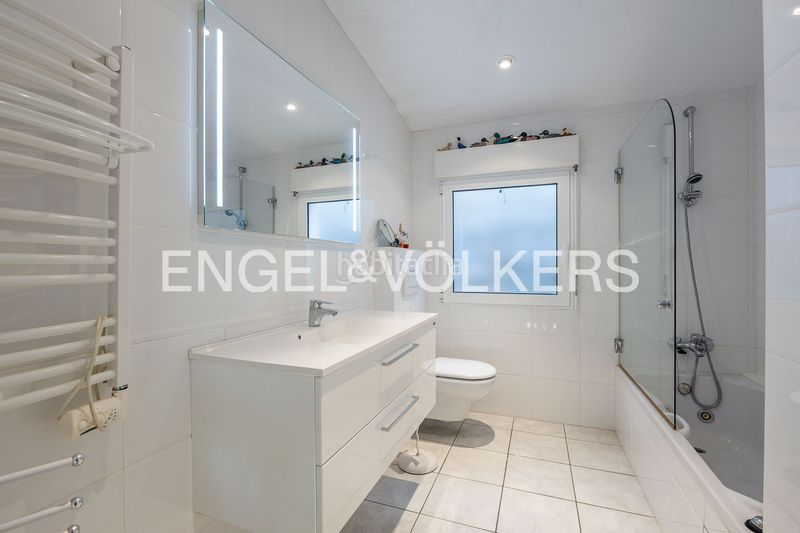 Foto e2844fcd-f580-48a4-bb7c-a1dbe72afbe4. Casa amb calefacció aparcament piscina a Las Rotas / Les Rotes Dénia