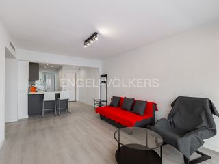 Miete Etagenwohnung  Av. del port. Excelente vivienda luminosa de dos dormitorios próxima a paseo a