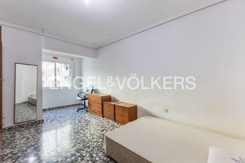 Foto 519a6f5b-696c-45f4-9bdd-d89ca057a93e. Etagenwohnung mit heizung in La Petxina Valencia