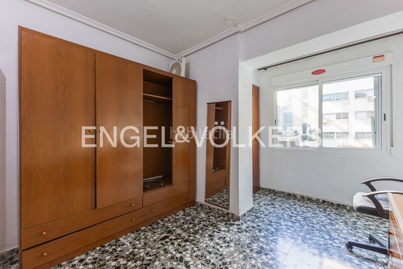 Foto 74b32f28-21d5-4ccf-9d3d-de743cfe08ad. Etagenwohnung mit heizung in La Petxina Valencia