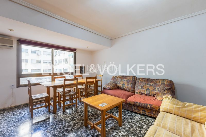 Foto bcf50157-f289-4a00-accd-09ece6f332fd. Etagenwohnung mit heizung in La Petxina Valencia