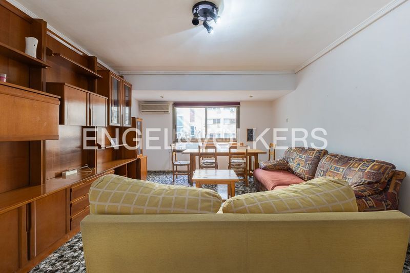 Foto f2e9f491-a0a4-40b4-92c0-0536b617a05e. Etagenwohnung mit heizung in La Petxina Valencia