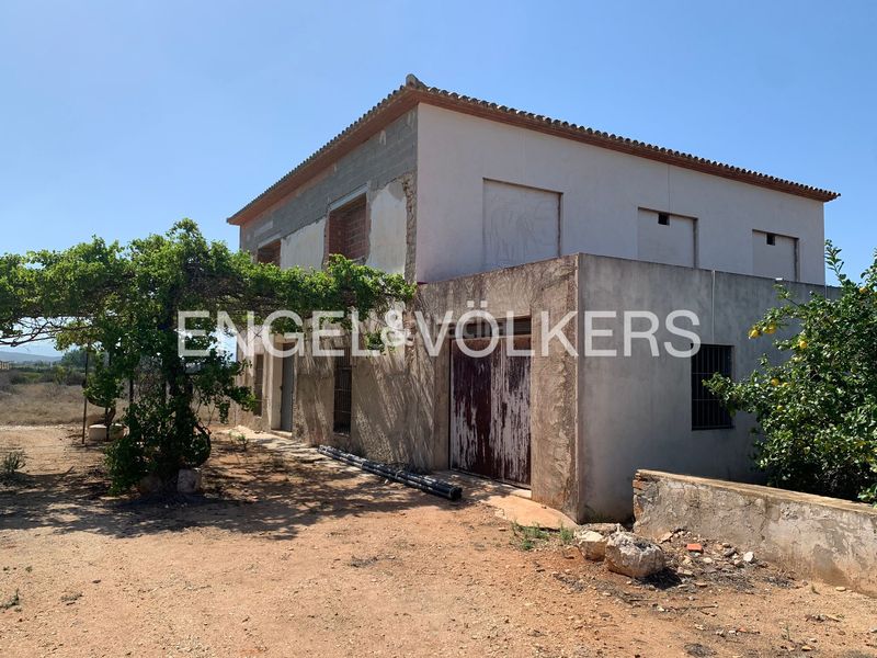 Foto e2143170-28ac-4120-9082-ff09ecbe0b88. Casa amb calefacció a Centro Urbano Dénia