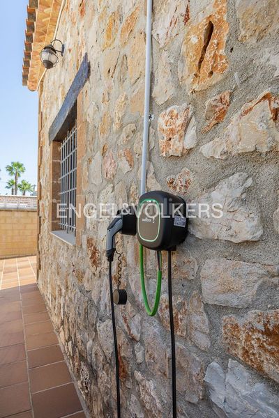 Foto 646baaea-2299-4a83-8a9d-bc47b2d6d691. Casa con riscaldamento parcheggio piscina in Poblets (els)
