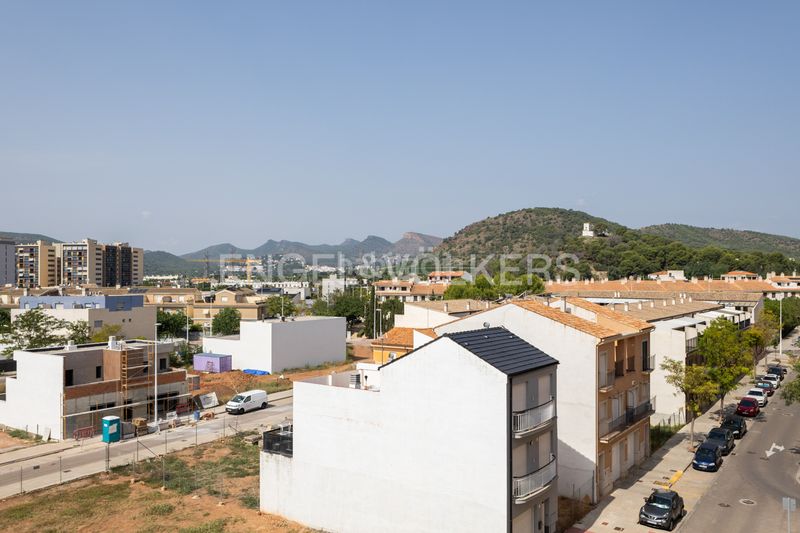 Foto 044e6ed2-7342-42e5-b650-cd034e7f923e. Rent flat with heating parking in Doctor Palos - Alto Palancia Sagunt