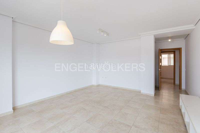 Foto 7bde3993-fa75-46c8-b807-0b41d7f46510. Rent flat with heating parking in Doctor Palos - Alto Palancia Sagunt