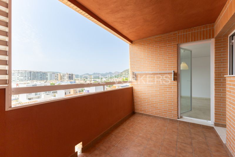 Foto 8b63433c-ffe2-40d1-b828-160d85909144. Rent flat with heating parking in Doctor Palos - Alto Palancia Sagunt