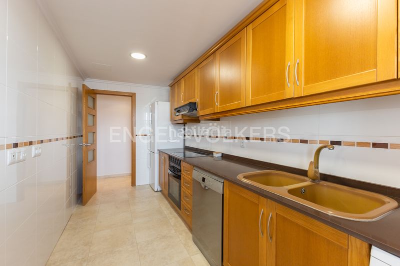 Foto 8c516f9b-48ae-435a-8a01-abc346fb03ff. Rent flat with heating parking in Doctor Palos - Alto Palancia Sagunt