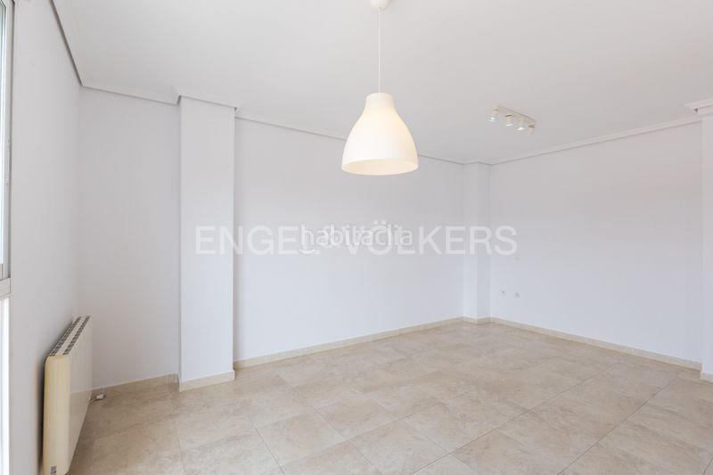 Foto 9899f5bd-5792-49ad-921c-69cb871b4719. Rent flat with heating parking in Doctor Palos - Alto Palancia Sagunt