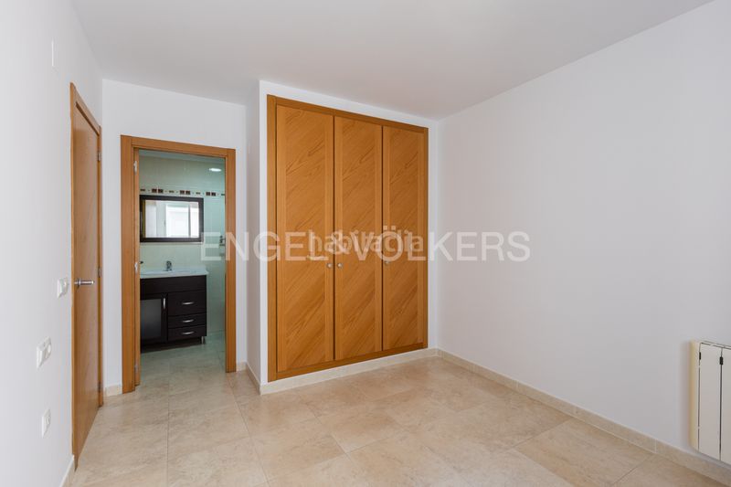 Foto 9cd990b2-8956-49a9-8e97-d21300b4f7c7. Rent flat with heating parking in Doctor Palos - Alto Palancia Sagunt