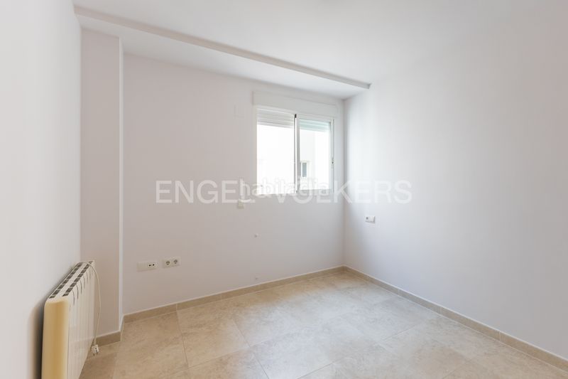 Foto eb1af61e-2143-4512-abf6-2575924a46b3. Rent flat with heating parking in Doctor Palos - Alto Palancia Sagunt