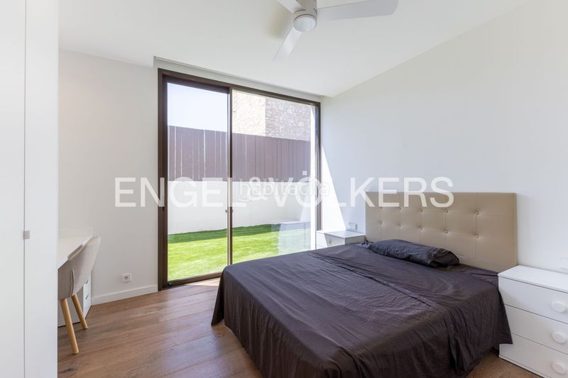 Foto ff49a5a8-ab0e-4c99-8054-cef81ca1531f. Casa amb calefacció aparcament piscina a Nueva Santa Barbara - Cruz de Gracia Godella