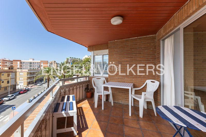 Foto e9c0bd0b-dd8c-4ea1-b7fa-167f2fd0630e. Lloguer pis amb calefacció aparcament piscina a El Faro Cullera