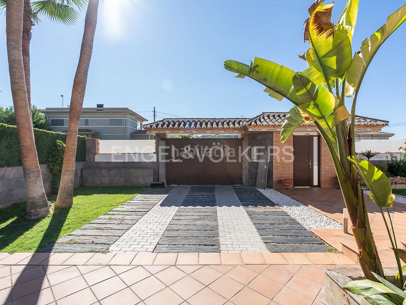 Foto 4f84a73e-cb4a-4d8f-9a23-077d83614bd2. Location maison avec chauffage parking piscine dans Bétera