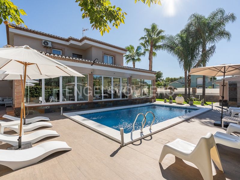 Foto f399de1b-b8e2-42c7-ae33-7fa7f5811303. Location maison avec chauffage parking piscine dans Bétera