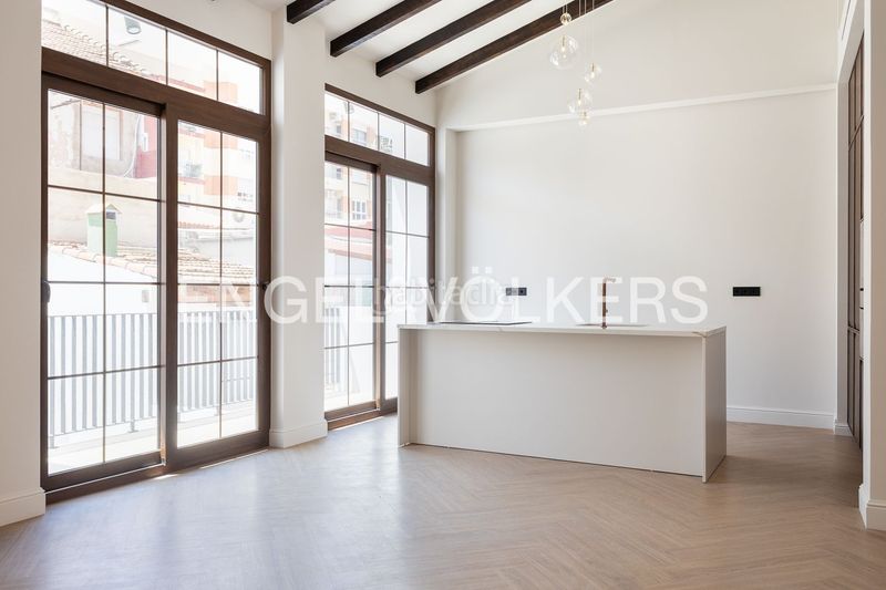 Foto b4ad46ba-64c1-4063-9a04-e0e58381b25d. Casa amb calefacció piscina a En Corts - Doctor Waksman Valencia