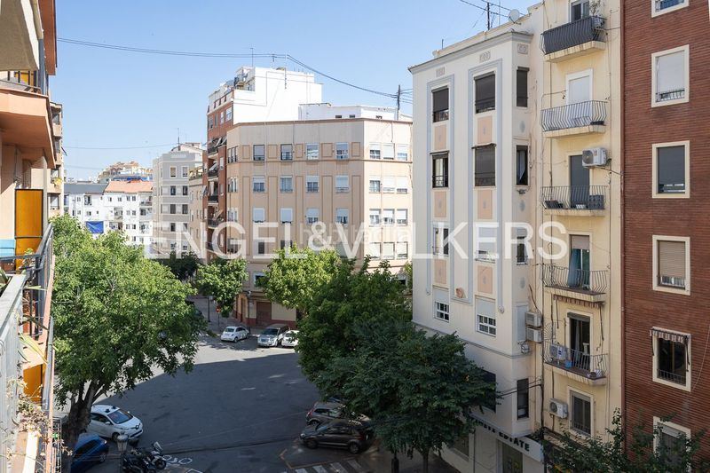 Foto 105d5f6c-58d4-4c75-9221-6756583fedfd. Pis amb calefacció aparcament a La Petxina Valencia