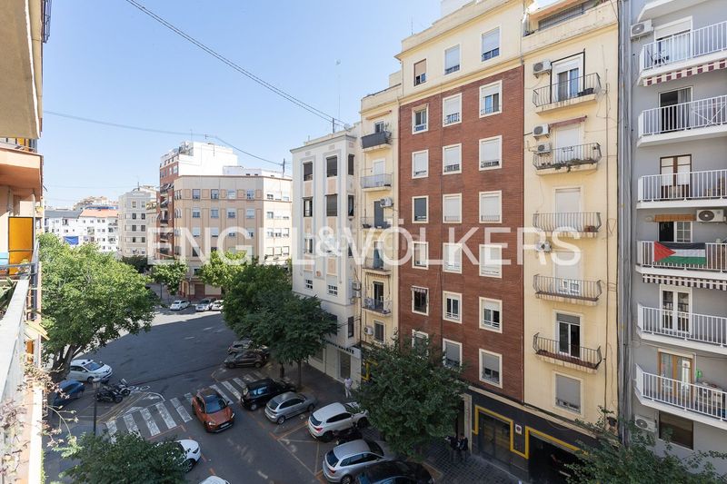 Foto 1415b0e1-8adb-4d1d-8703-bae8e8cf62f0. Pis amb calefacció aparcament a La Petxina Valencia