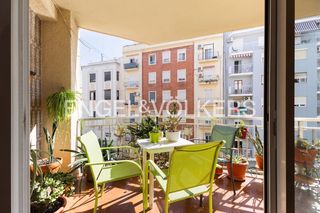 Piso en La Petxina. Exclusiva y amplia vivienda con terrazas y plaza de aparcamiento