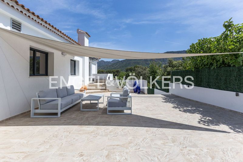 Foto a32f0ace-c87b-44ee-a6dd-d1153f130020. Casa amb calefacció aparcament piscina a Carcaixent