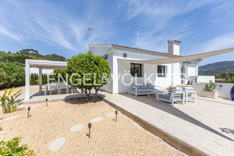 Foto c6005632-ec60-4f70-971e-810fd7a854db. Casa amb calefacció aparcament piscina a Carcaixent