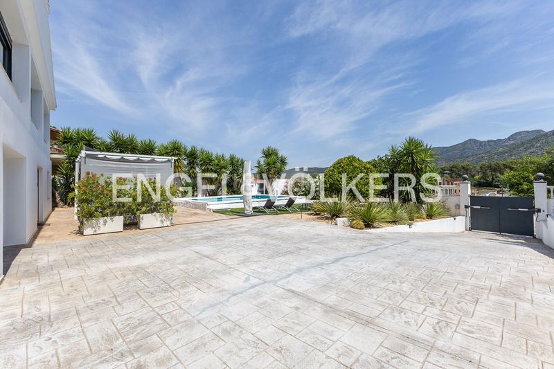 Foto e7ca6c8d-7bde-4d54-b882-fd65bf137e7f. Casa amb calefacció aparcament piscina a Carcaixent