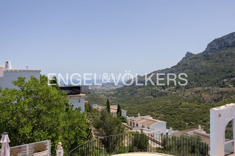 Foto 04d0f759-dd94-490c-bf60-ead7bfd6e753. Casa amb calefacció aparcament piscina a Devessa - Monte Pego Dénia