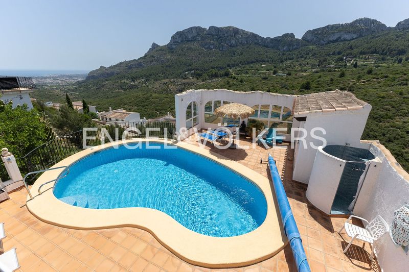 Foto 3df86656-11db-4c99-a757-3b5b827eed66. Casa amb calefacció aparcament piscina a Devessa - Monte Pego Dénia