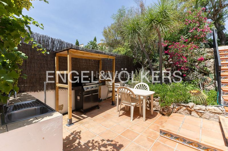 Foto a0a44b82-5421-46d0-bb05-e0f007f9bb35. Casa amb calefacció aparcament piscina a Devessa - Monte Pego Dénia