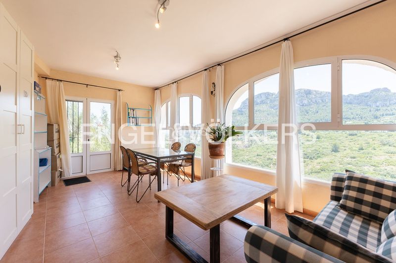 Foto f747dcb8-6d3f-4757-b92e-e403cf71a895. Casa amb calefacció aparcament piscina a Devessa - Monte Pego Dénia