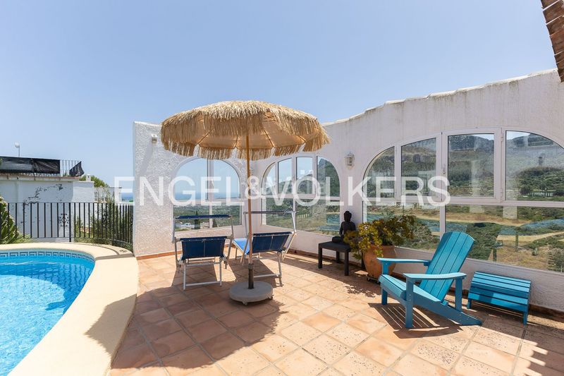 Foto f7657f22-06d1-47a4-9d38-48cb65159e8f. Casa amb calefacció aparcament piscina a Devessa - Monte Pego Dénia