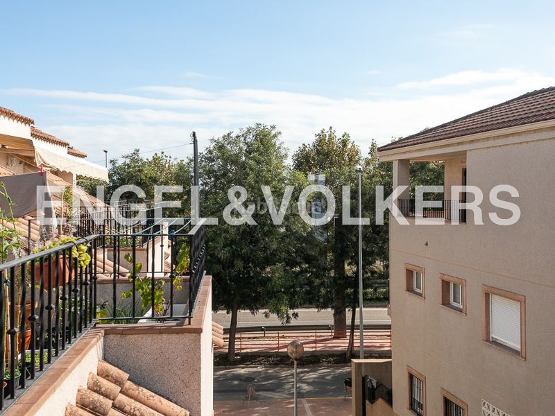 Foto 1b2277f2-2f60-4db3-822f-559cb32eab91. Affitto casa a schiera con riscaldamento parcheggio in Pobla de Farnals (la)