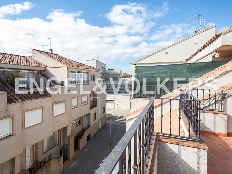 Foto 8f6e4de5-c159-4666-a200-53d20e89b856. Affitto casa a schiera con riscaldamento parcheggio in Pobla de Farnals (la)