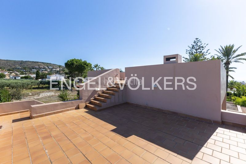 Foto e4fe4a8b-bf83-43c8-8b1e-3583f3f0a68a. Casa amb calefacció aparcament piscina a Partida Tosal - Zona dels Castellans Xàbia