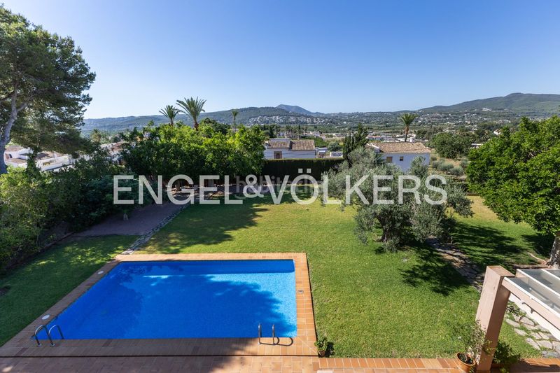 Foto f8a341a4-42f1-4b95-8d6a-510fe77f4fff. Casa amb calefacció aparcament piscina a Partida Tosal - Zona dels Castellans Xàbia