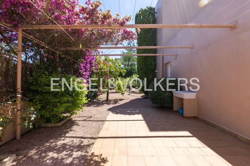 Foto fe788ea0-48c2-47a2-849b-379bc1d37600. Casa amb calefacció aparcament piscina a Partida Tosal - Zona dels Castellans Xàbia