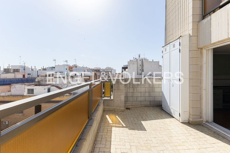 Foto be5511d3-c416-47cf-bbd5-072063b98db8. Lloguer dúplex amb calefacció a Antiga Moreira Sagunt