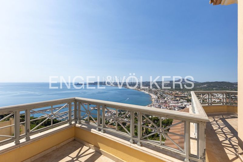 Foto 0a2144be-04ce-40a0-8435-dbbd1be0b430. Casa amb calefacció aparcament piscina a Puerto Xàbia