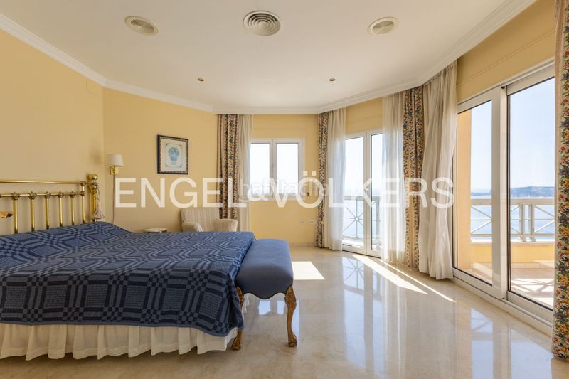 Foto 109ba3aa-bb6a-4665-a901-dfbec0e71e4b. Casa amb calefacció aparcament piscina a Puerto Xàbia