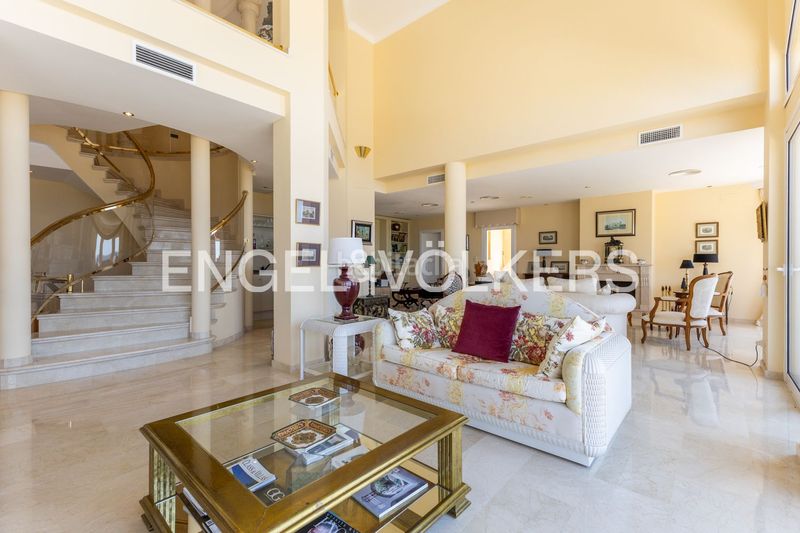 Foto 230a724e-6757-4c16-9a97-b1634431fa2b. Casa amb calefacció aparcament piscina a Puerto Xàbia