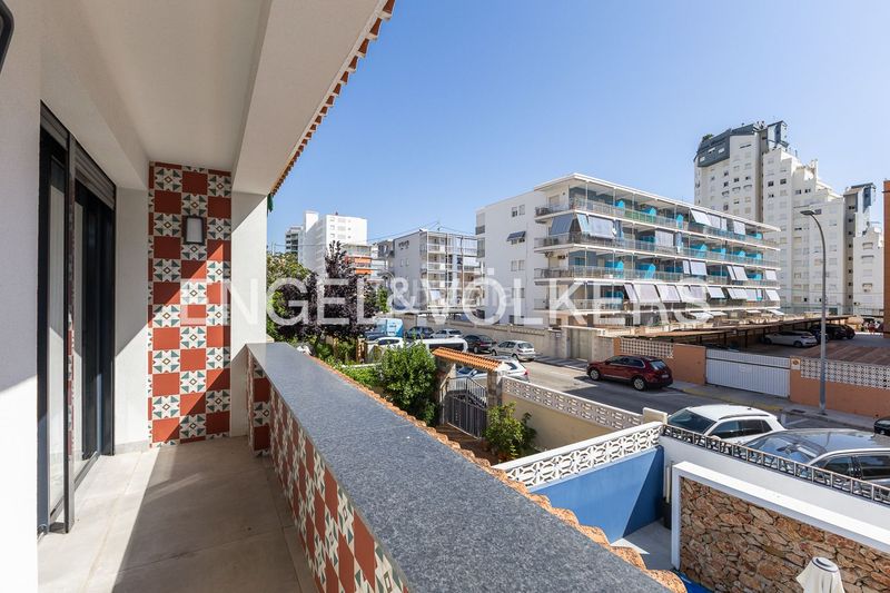 Foto 6db1174e-c163-4027-a8a6-dfd2f9dba7cd. Casa adossada amb calefacció aparcament piscina a Gandia