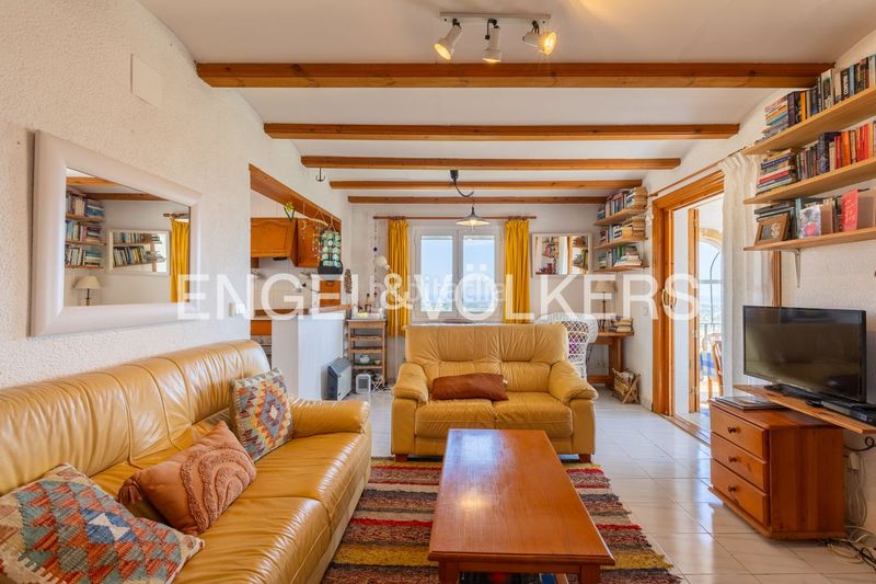 Foto 412159c1-7a87-4c6f-8596-7d21c28dfaa5. Casa amb calefacció piscina a La Sella Pedreguer