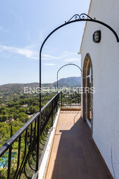 Foto f3f6d781-71ea-40a8-a693-5fb80f7f8508. Casa amb calefacció piscina a La Sella Pedreguer