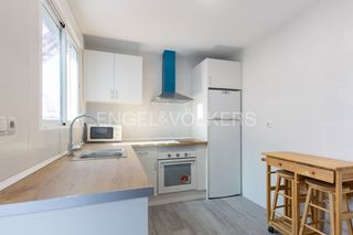 Location Appartement  Inmaculada. Apartamento de 3 habitaciones con terraza y conexión rápida a va