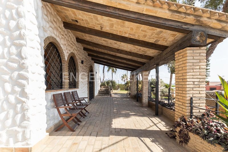 Foto a16a5093-dd73-4fda-b3c6-e6bc106e66d4. Lloguer casa amb calefacció aparcament piscina a Manises