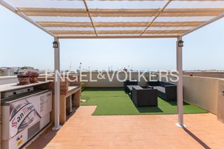 Etagenwohnung  Carrer arbocer. Apartamento impecable con gran terraza , vistas al mar