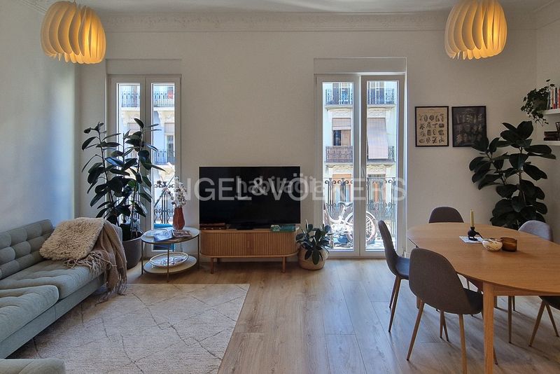Foto 0101d325-b069-4809-a452-6facddec0eff. Appartamento con riscaldamento in Russafa Valencia