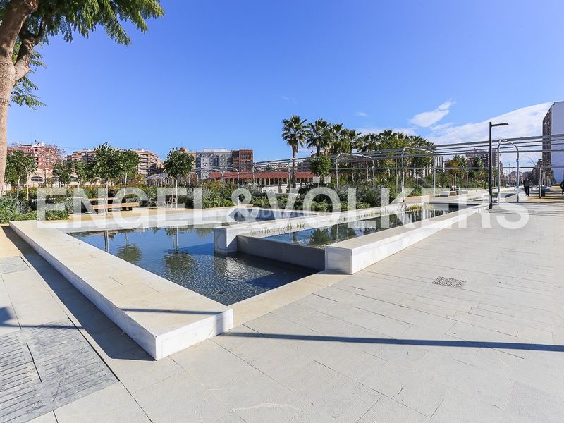 Foto 633a91b7-3f7d-45a6-9a39-99d51f91c55f. Appartamento con riscaldamento in Russafa Valencia
