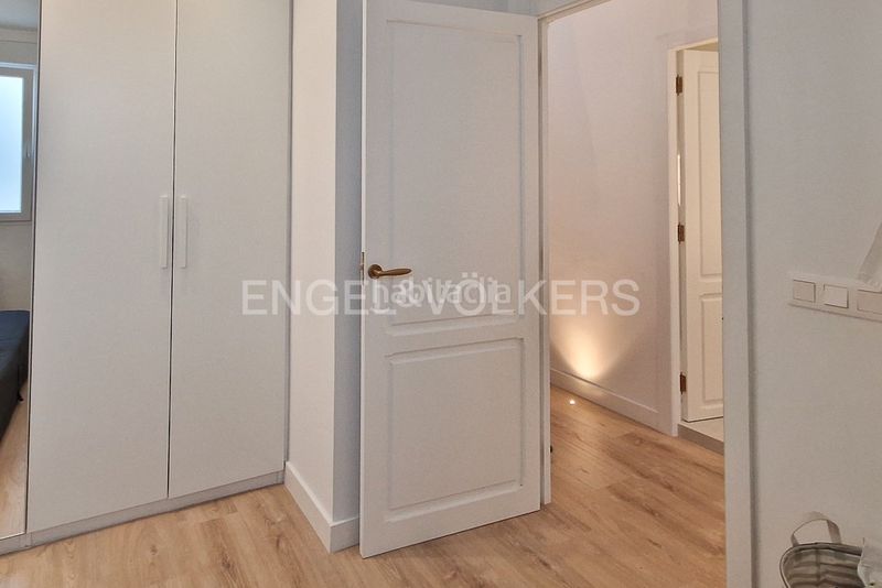 Foto 999d5b38-ba77-4e18-8e2f-3b6014818f8f. Appartamento con riscaldamento in Russafa Valencia